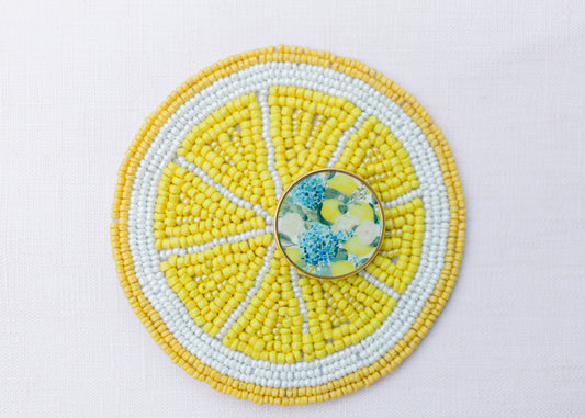 Floral needle minder